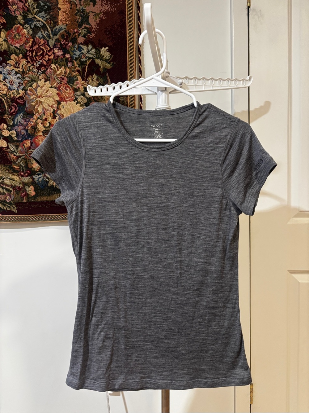 Woolrich 100% Wool Gray Short Sleeve Base Layer Tee Women’s Small